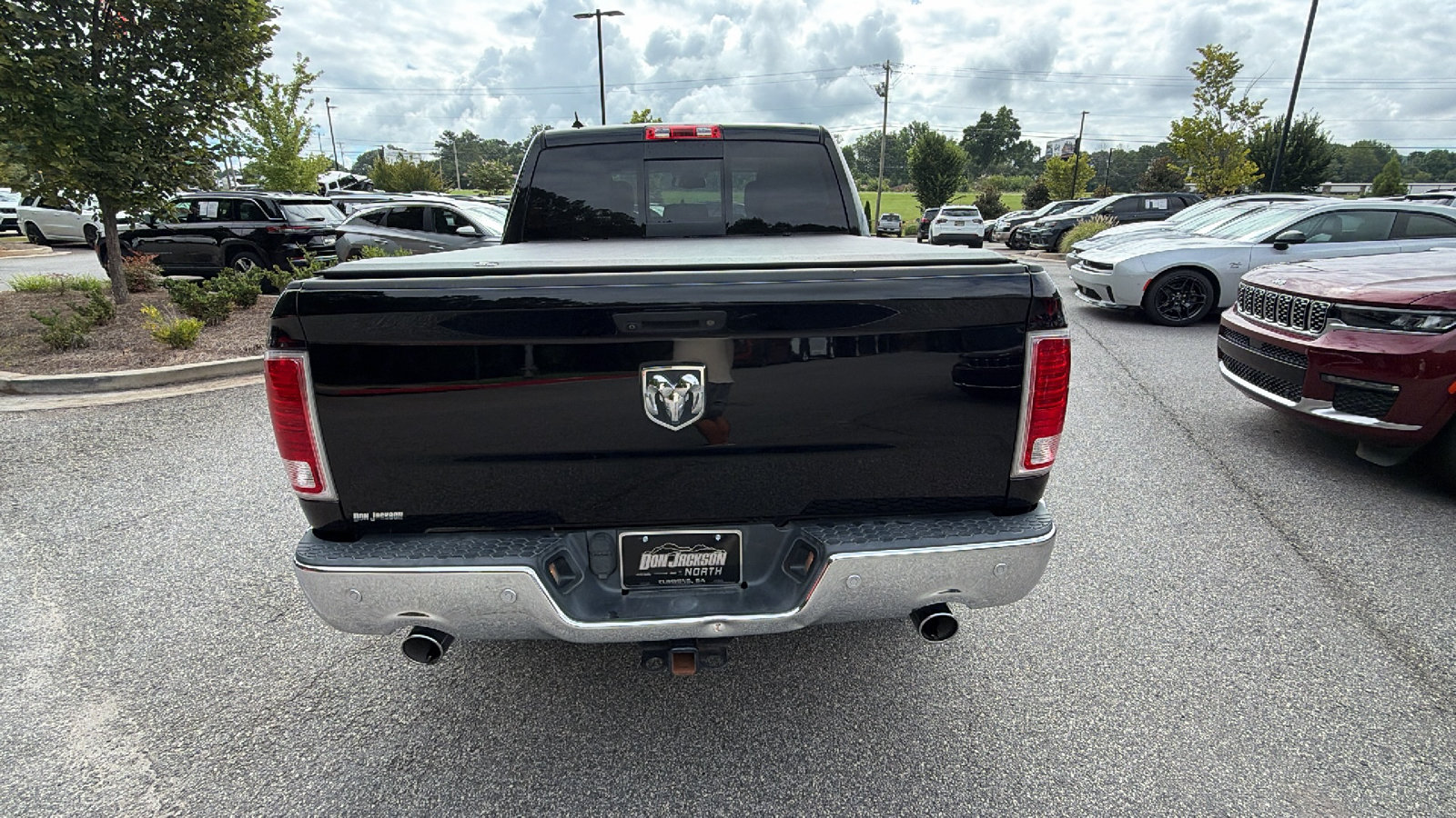Used 2015 RAM 1500 Limited AWD/4WD image 9