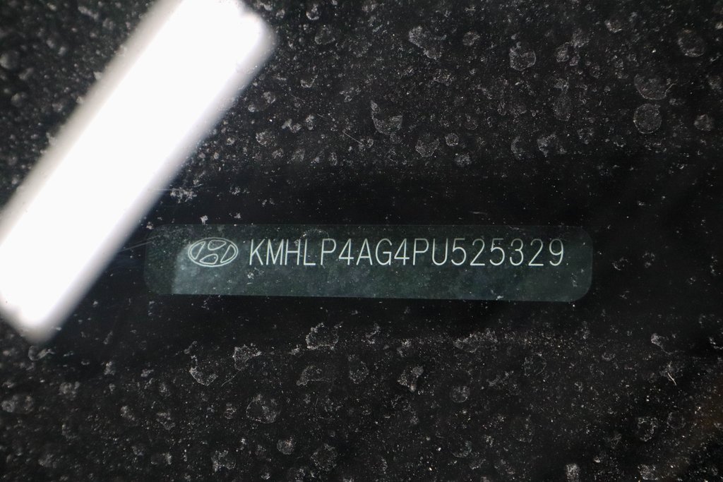 Certified 2023 Hyundai Elantra Limited image 37