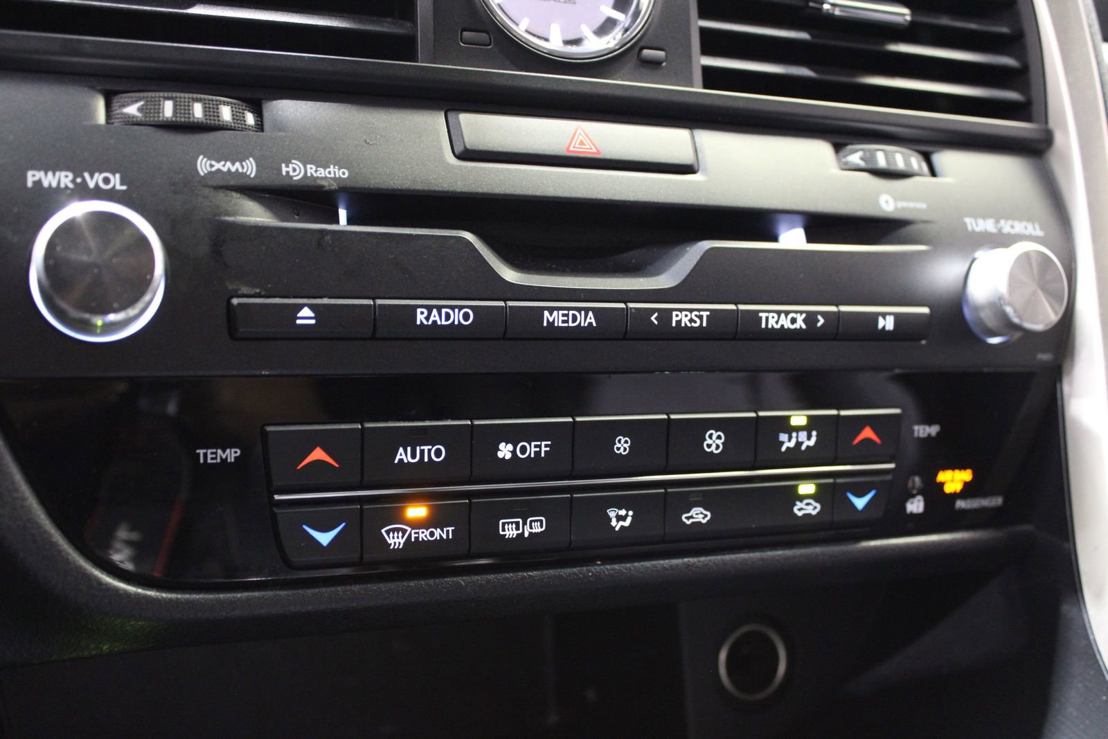 Used 2016 Lexus RX 350 AWD w/ Accessory Package image 28