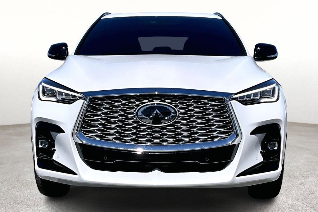 Certified 2025 INFINITI QX55 Essential image 6