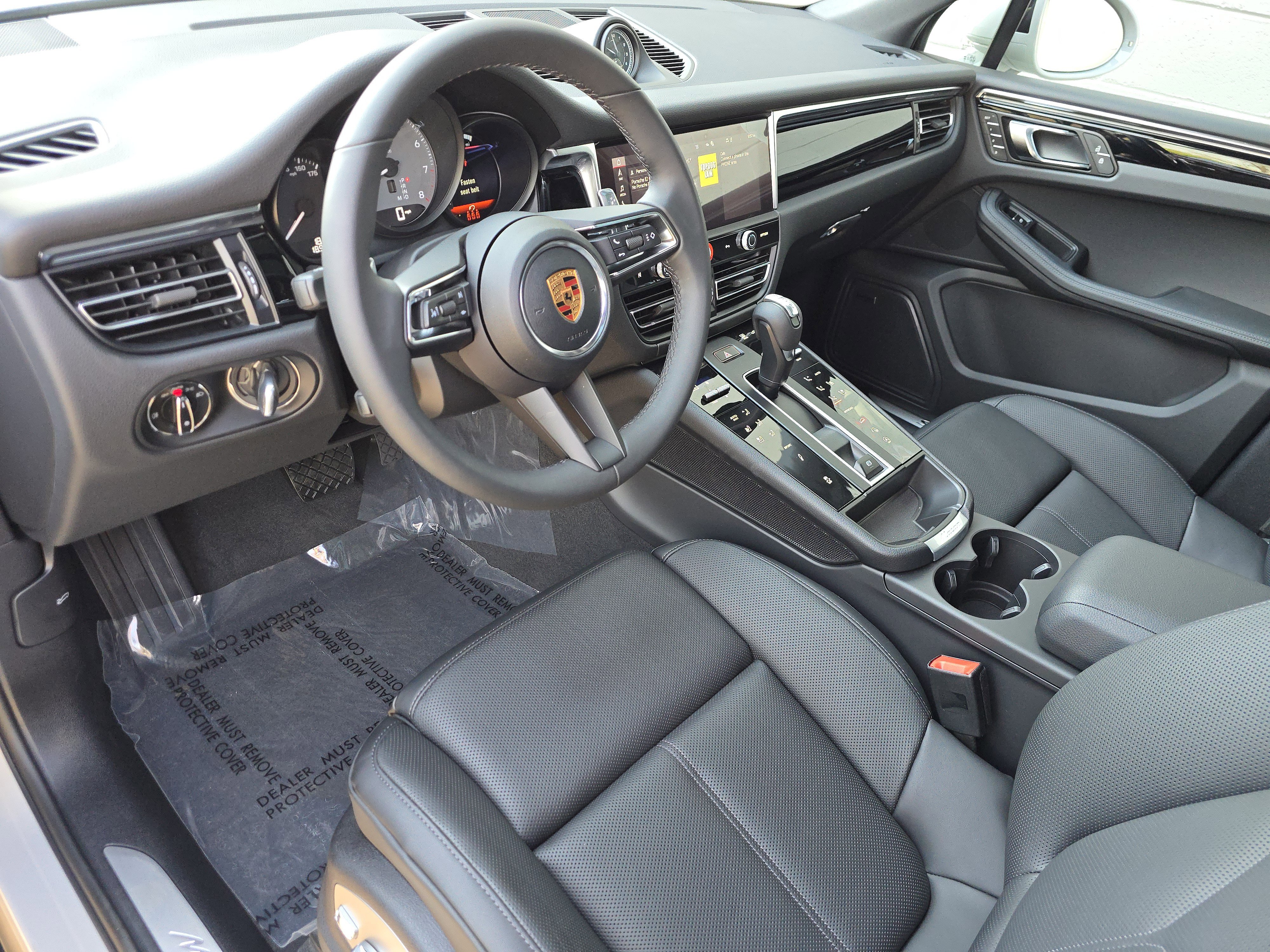 New 2026 Porsche Macan S image 4