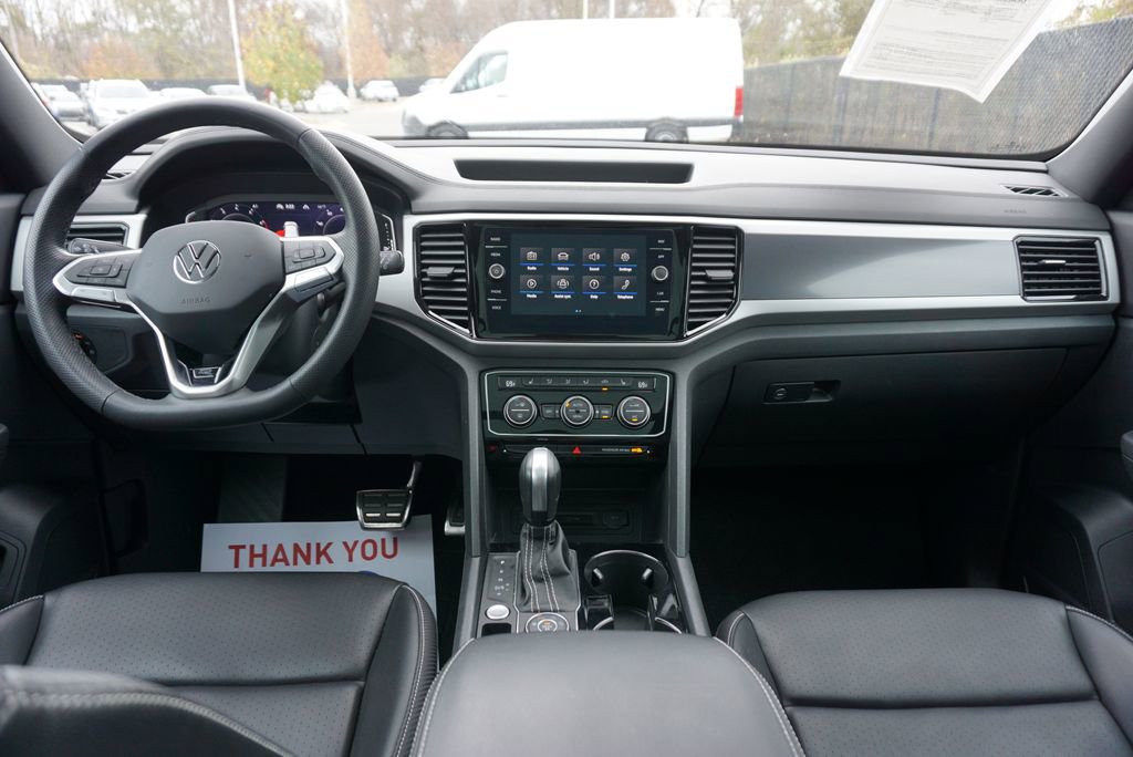 Used 2023 Volkswagen Atlas Cross Sport SEL R-Line image 17