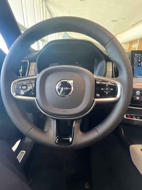 New 2026 Volvo XC90 T8 Plus w/ Protection Package AWD/4WD image 6