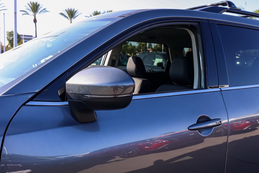 New 2025 Nissan Pathfinder SV image 12