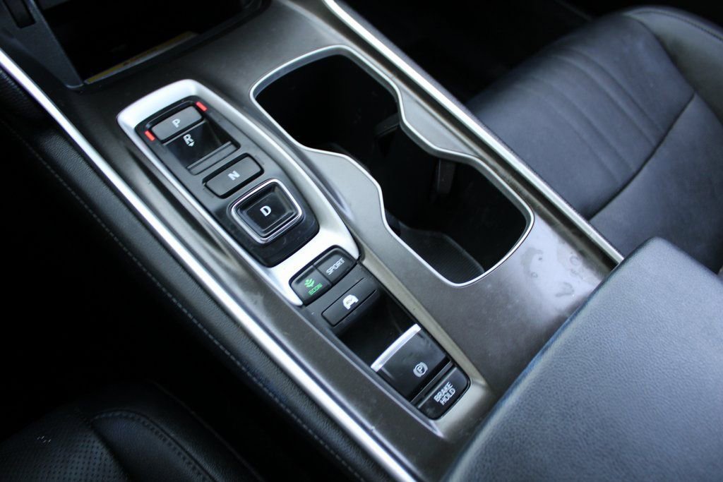 Used 2019 Honda Accord Touring image 19