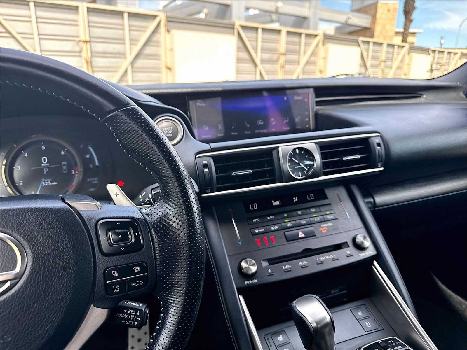 Used 2020 Lexus IS 350 F Sport w/ F Sport Package RWD image 9