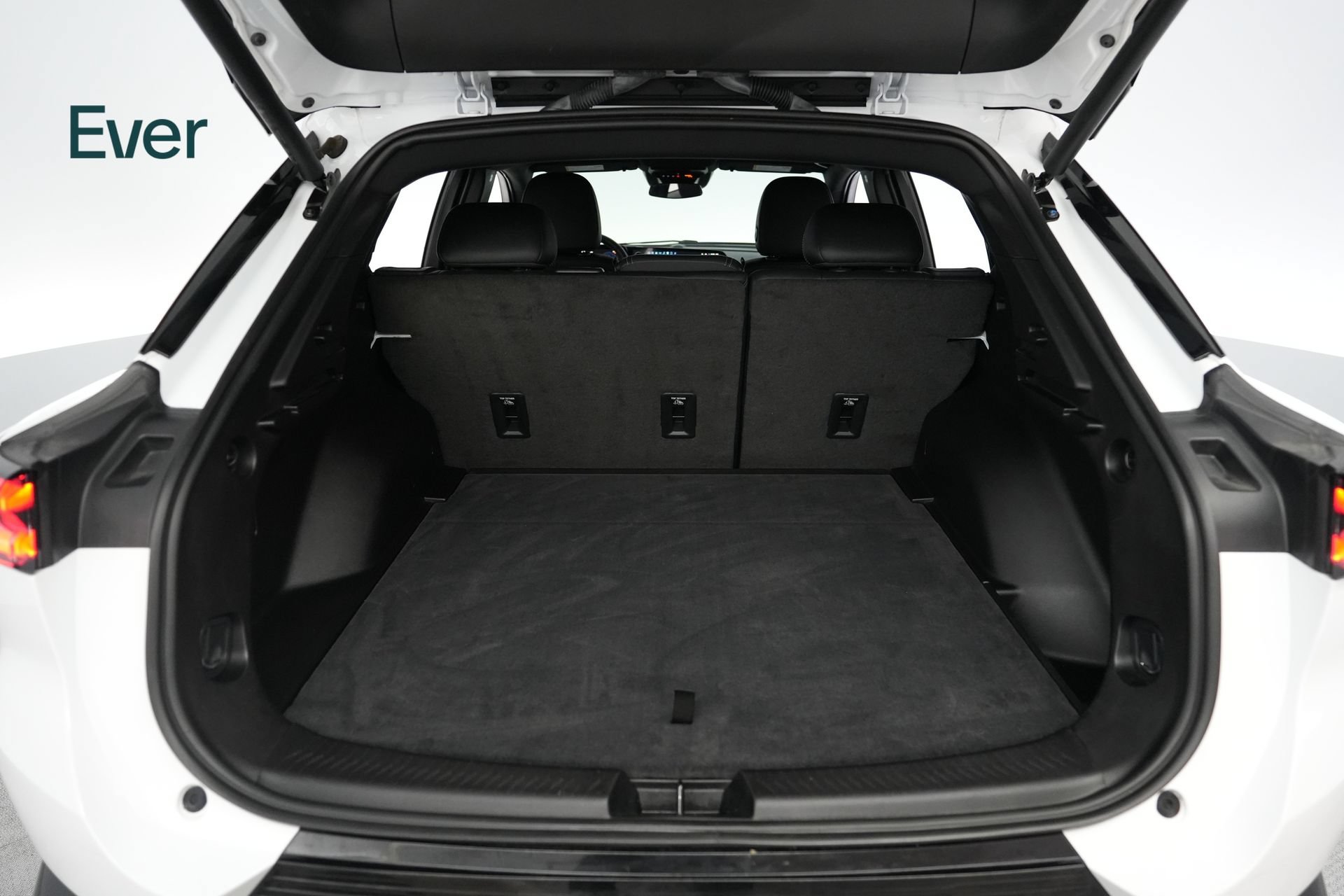 Used 2024 Chevrolet Equinox EV LT FWD image 8