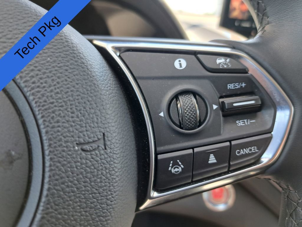 Certified 2025 Acura RDX w/ Technology Package image 13