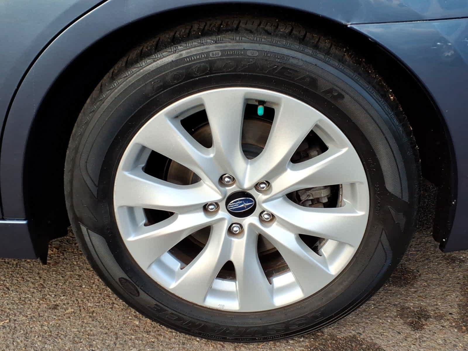 Used 2017 Subaru Legacy 2.5i w/ Alloy Wheel Package AWD/4WD image 8