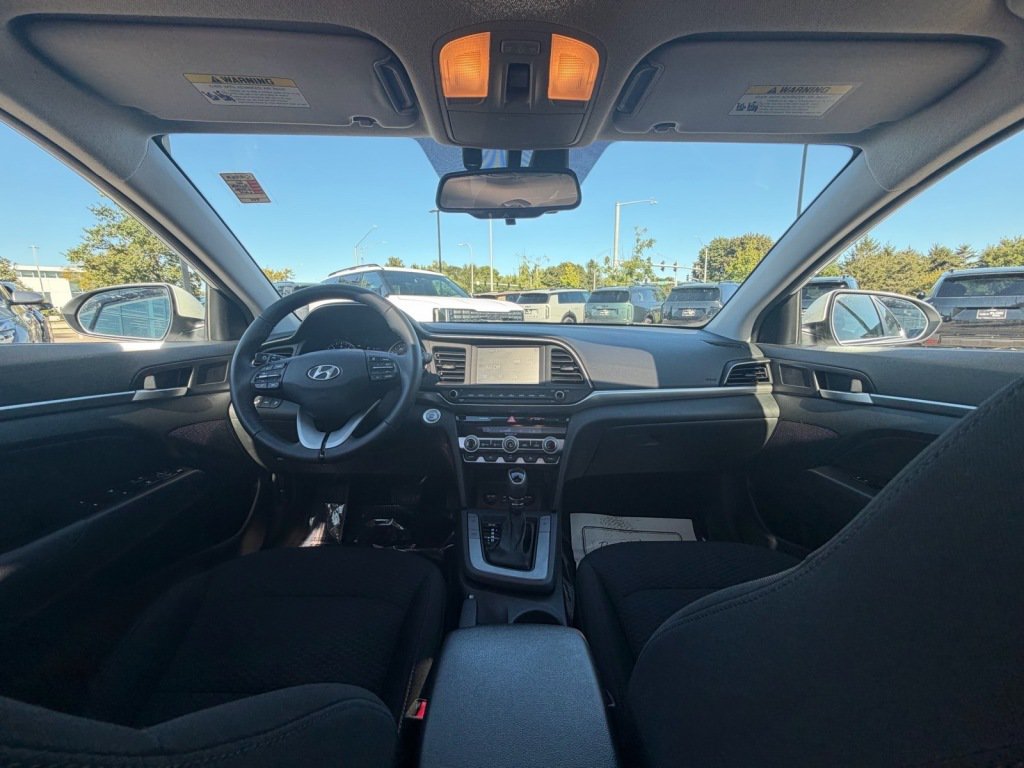 Used 2020 Hyundai Elantra Value Edition w/ Cargo Package (C1) FWD image 7