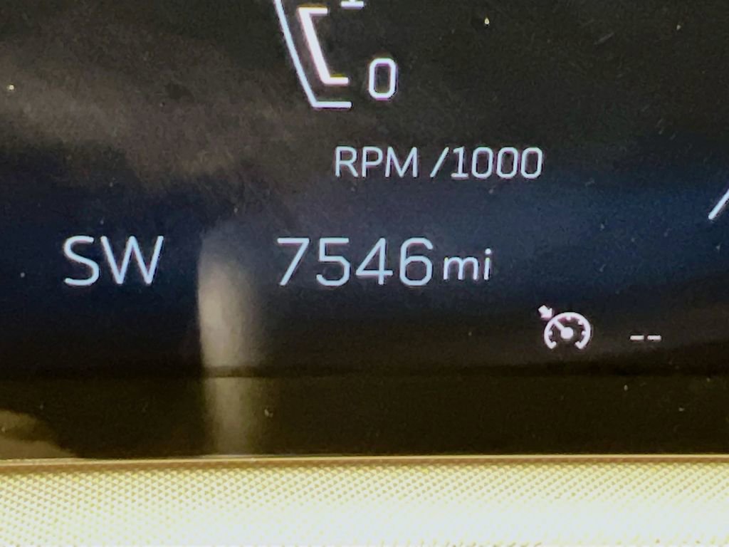 Used 2024 Cadillac XT4 Luxury image 12