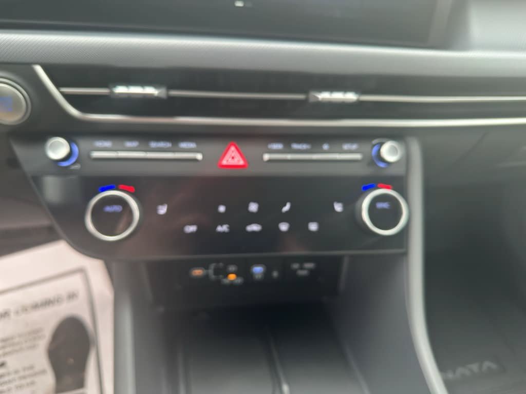 New 2026 Hyundai Sonata SEL AWD/4WD image 40
