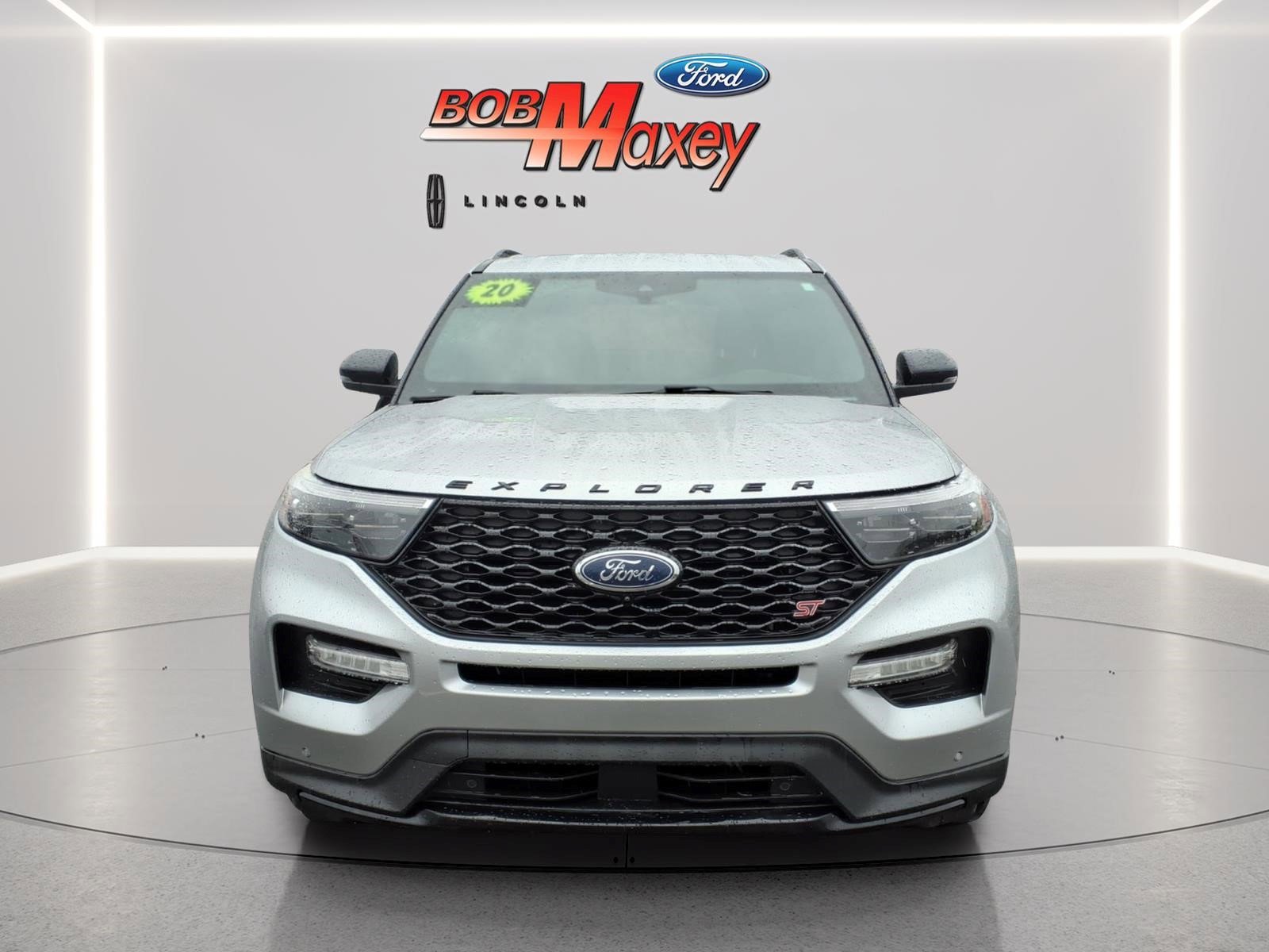 Used 2020 Ford Explorer ST AWD/4WD image 2
