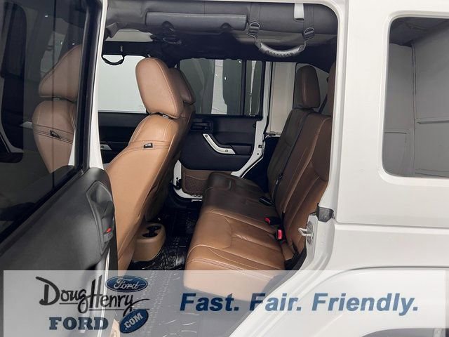 Used 2014 Jeep Wrangler Unlimited Sahara w/ Dual Top Group image 30