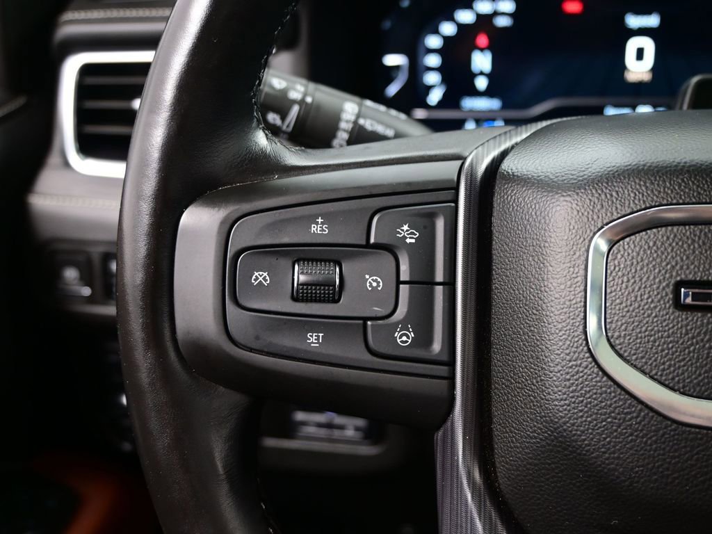 Used 2023 GMC Yukon Denali Ultimate image 21