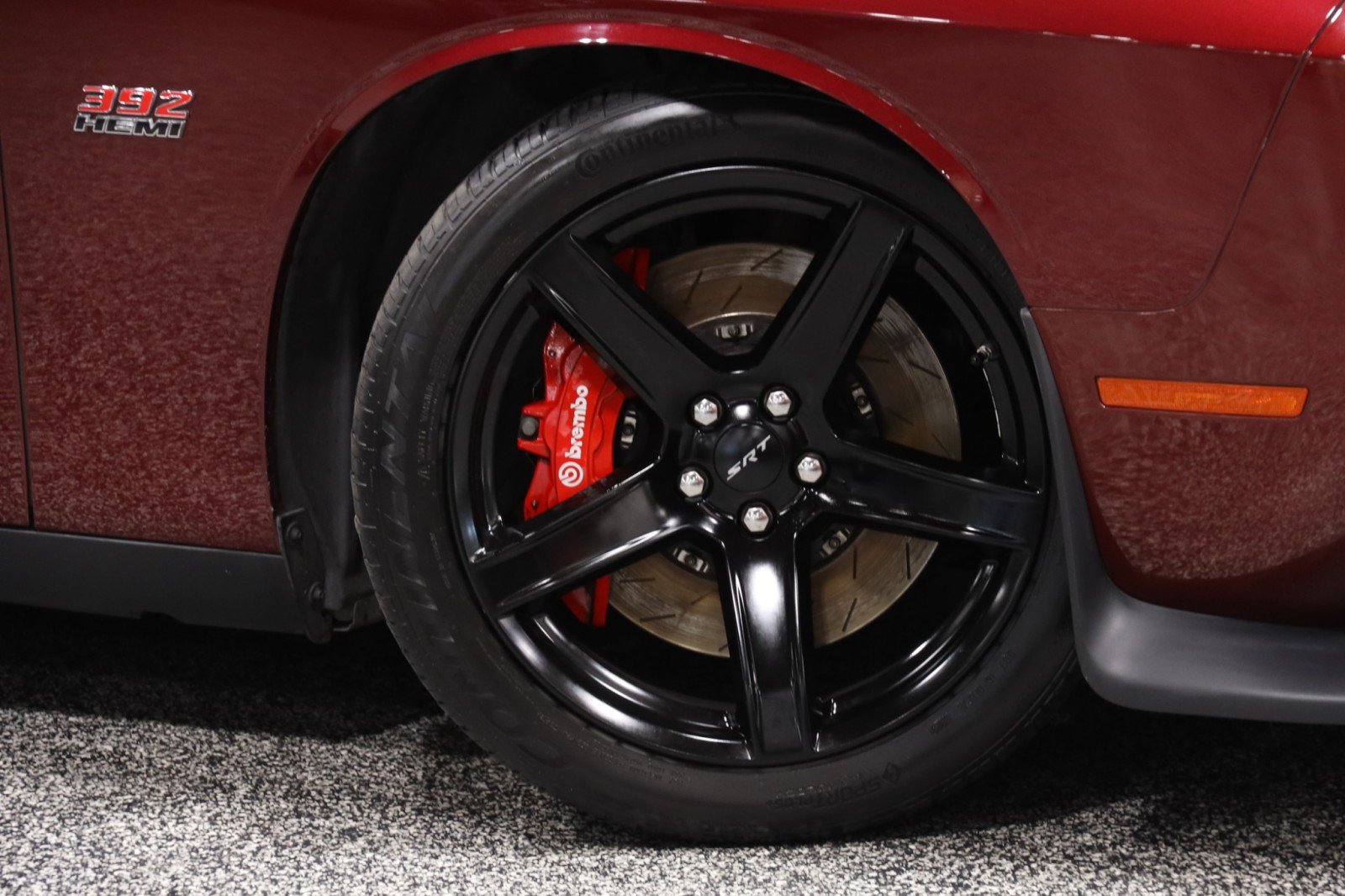 Used 2018 Dodge Challenger SRT w/ Technology Group RWD image 4