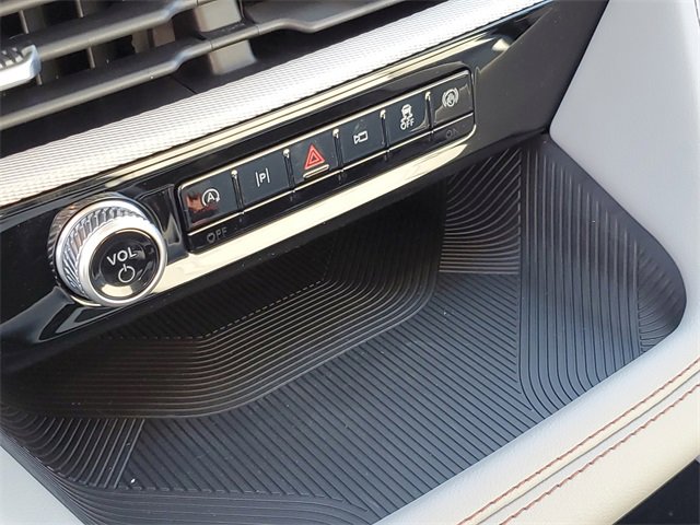 New 2026 Ford Explorer Active w/ Active Comfort Package image 22