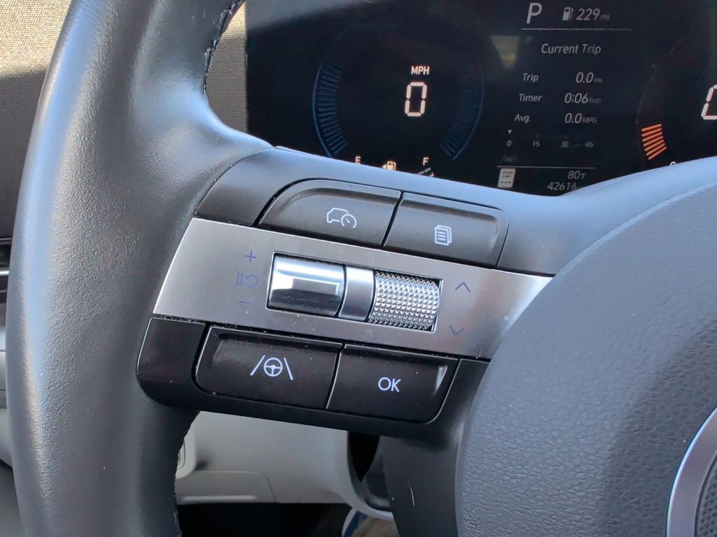 Used 2024 Hyundai Kona SEL AWD/4WD image 27