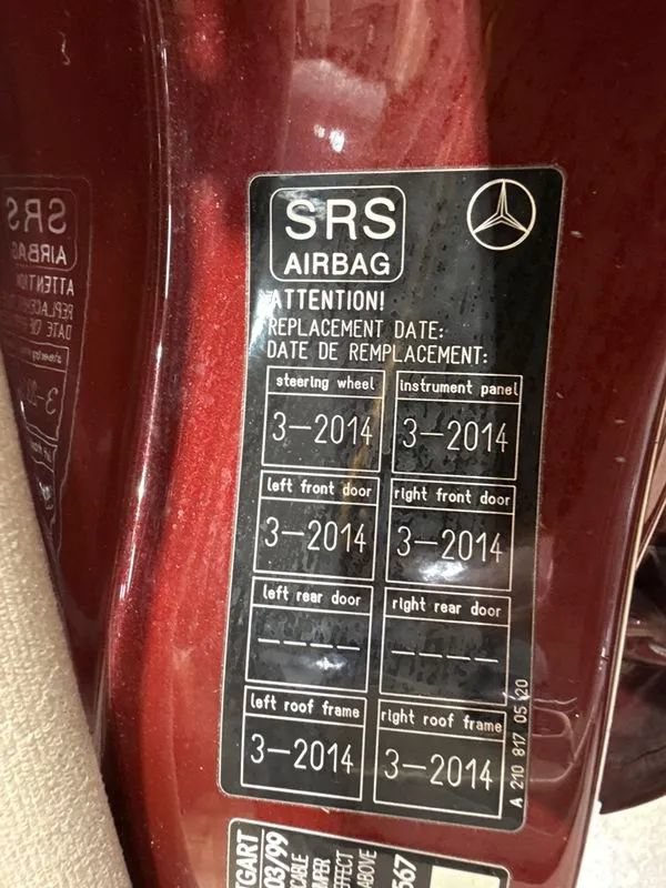 Used 1999 Mercedes-Benz E 320 Sedan image 87