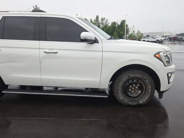 Used 2020 Ford Expedition Limited w/ Equipment Group 301A AWD/4WD image 4