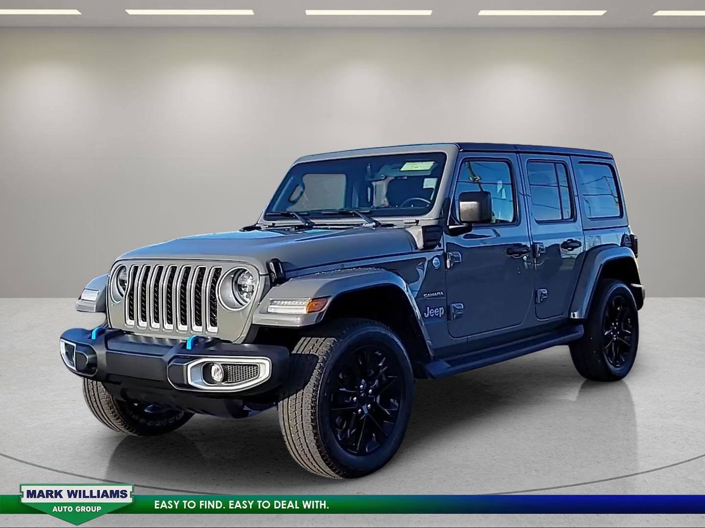 Used 2023 Jeep Wrangler Unlimited Sahara w/ Cold Weather Group image 8