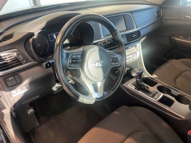 Used 2017 Kia Optima Premium FWD image 14