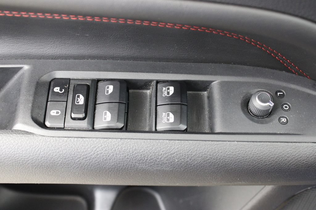 Used 2024 Jeep Compass Trailhawk AWD/4WD image 17