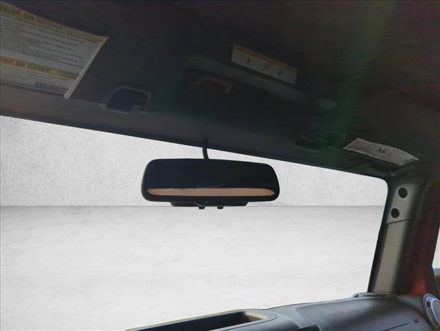 Used 2017 Jeep Wrangler Sahara image 7