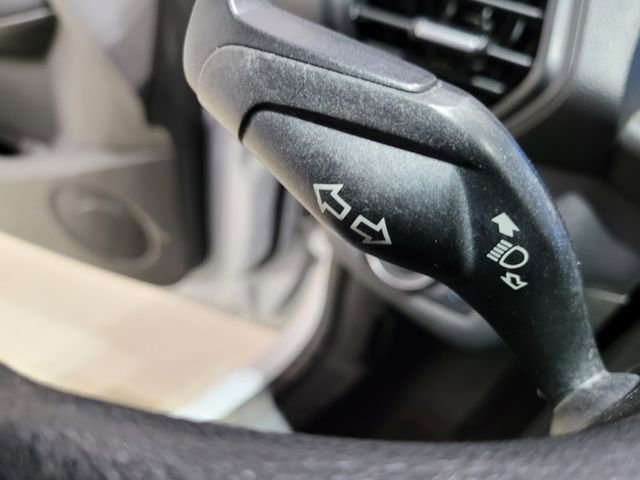 Used 2019 Ford Escape SE image 39