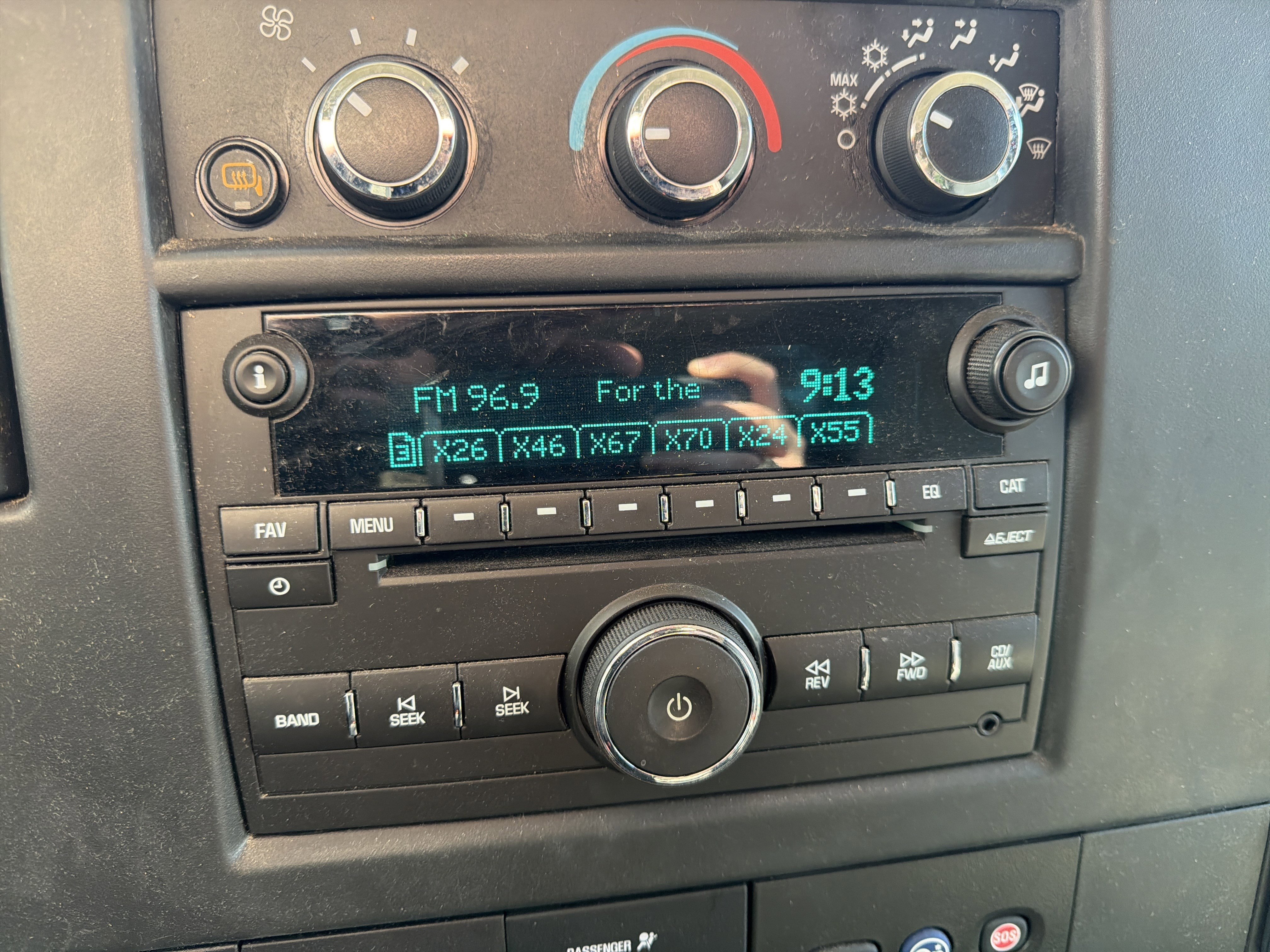 Used 2015 Chevrolet Express 3500 LS RWD image 23