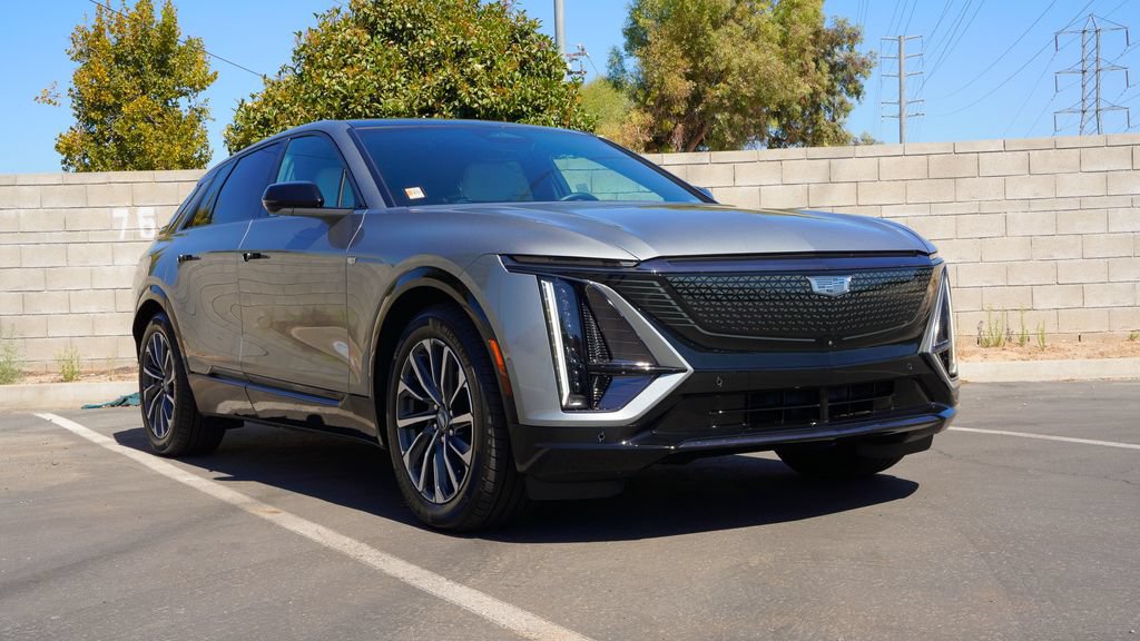 Certified 2024 Cadillac Lyriq Sport AWD/4WD image 5