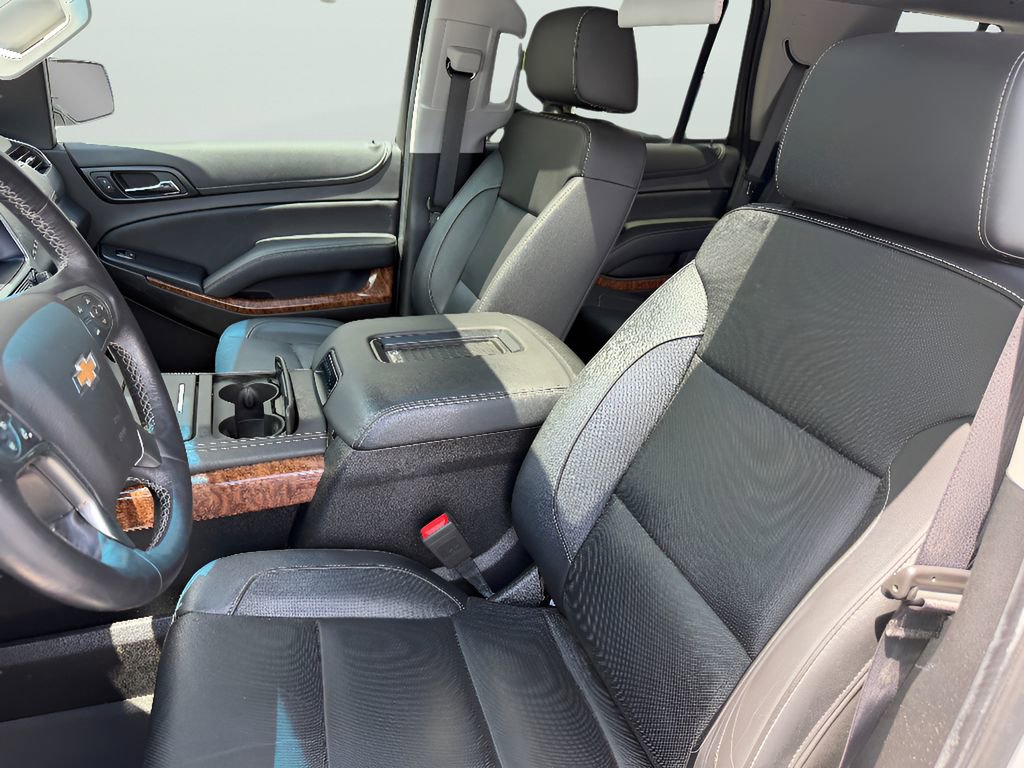 Used 2020 Chevrolet Tahoe Premier w/ 6.2L Performance Package RWD image 34