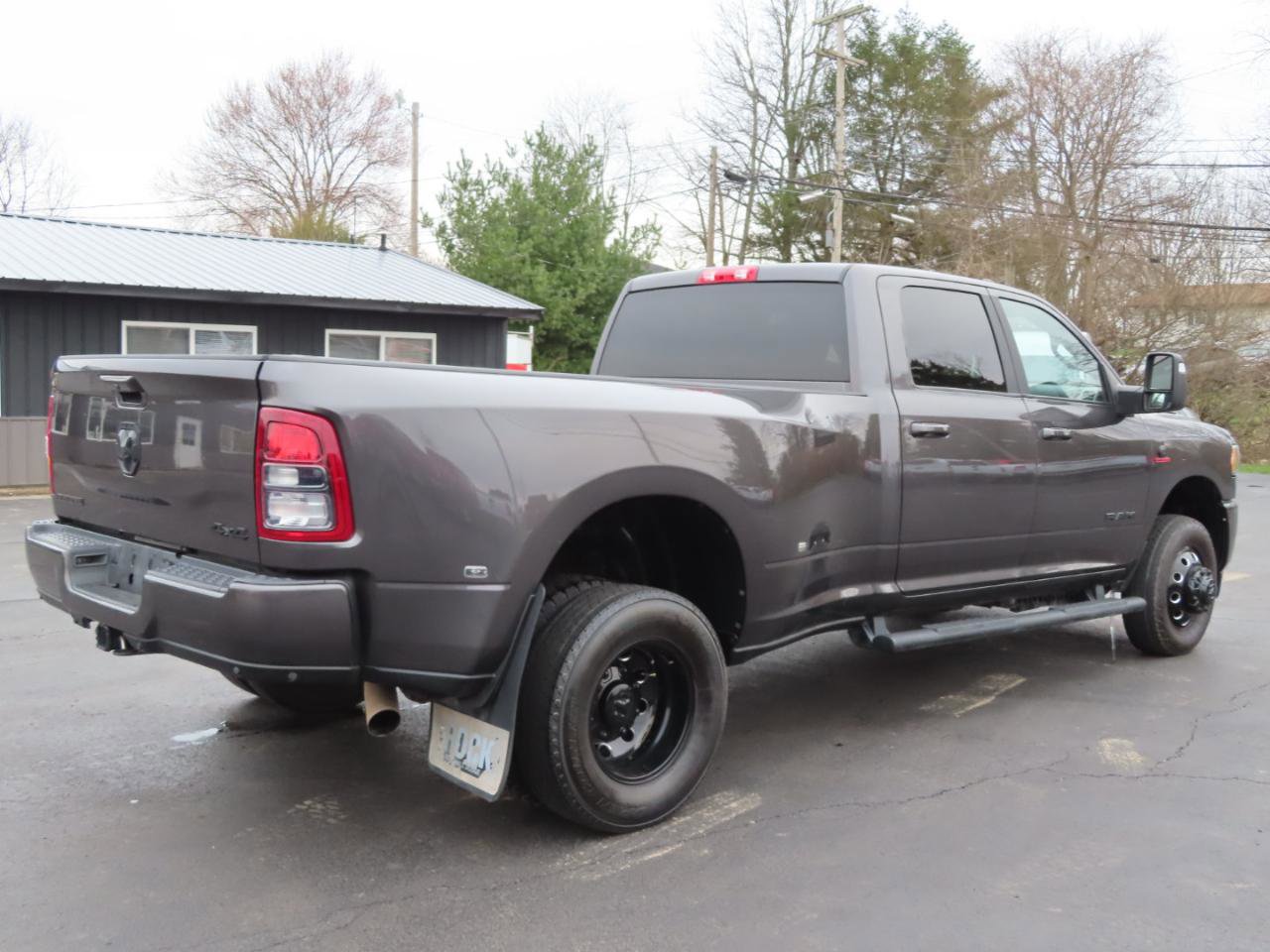 Used 2024 RAM 3500 Big Horn w/ Night Edition image 6