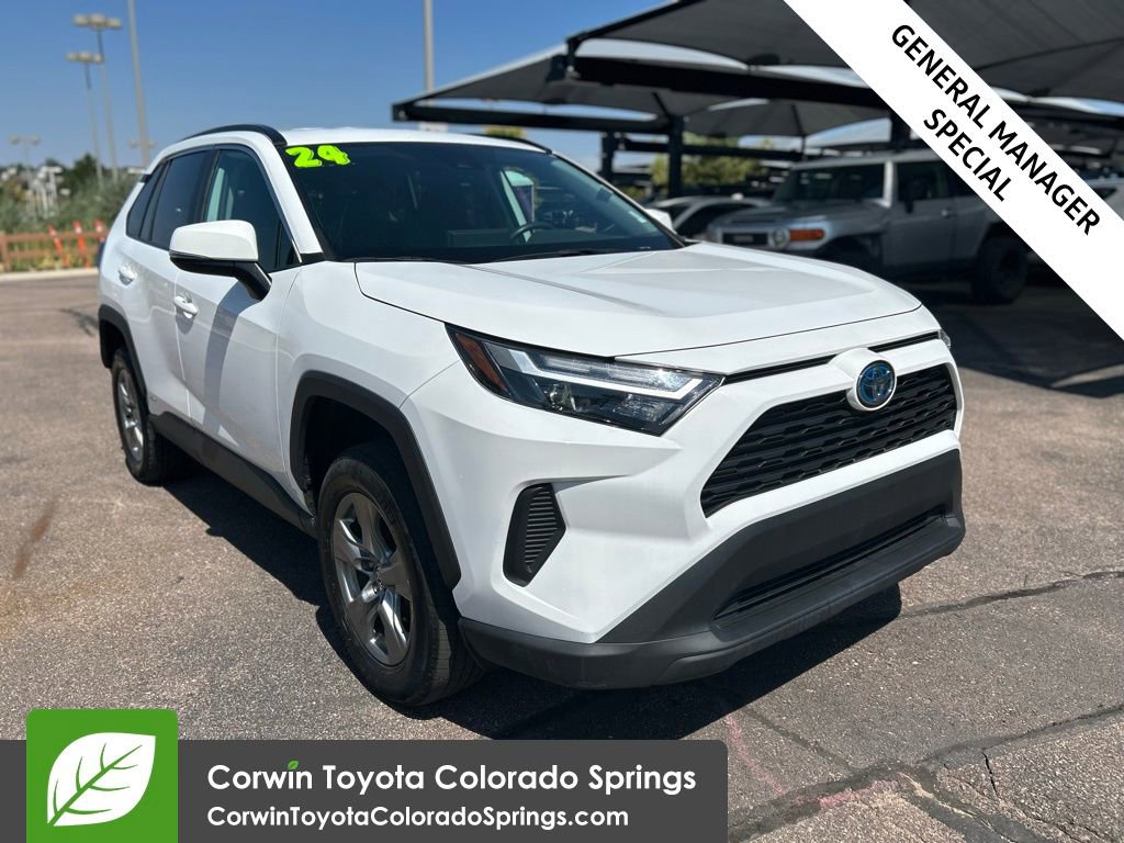 Used 2024 Toyota RAV4 XLE image 1
