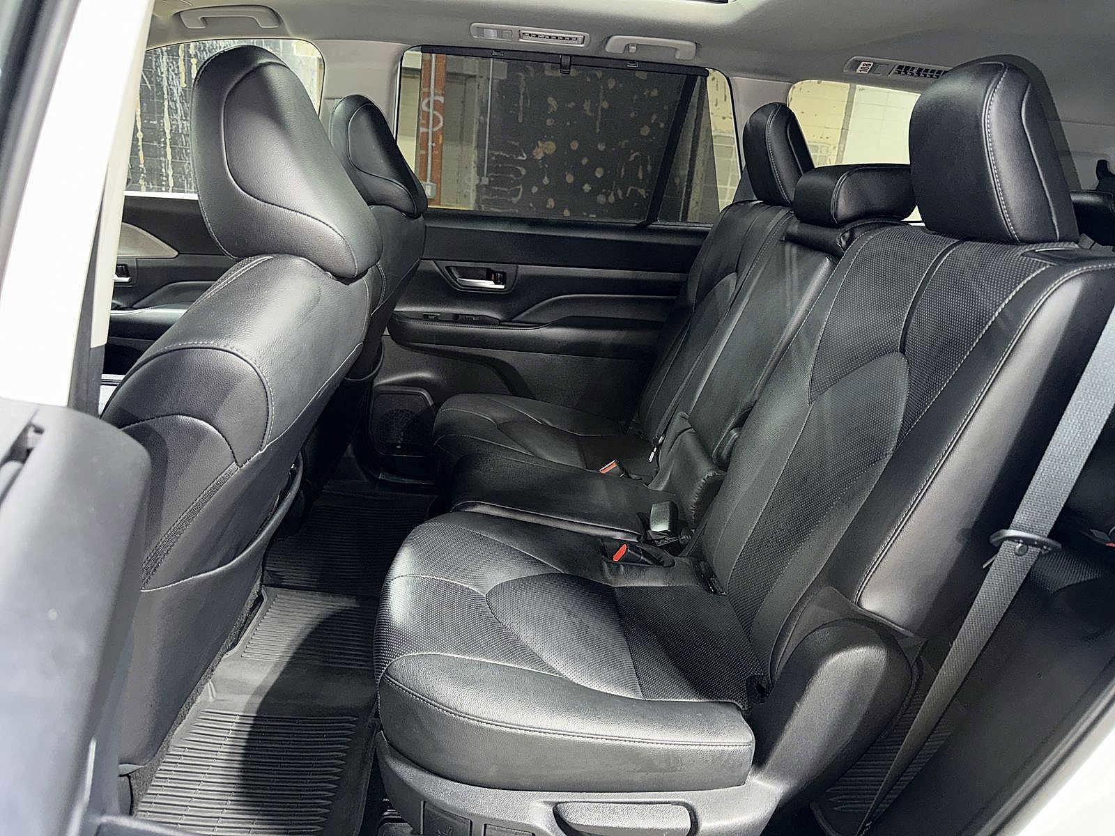 Certified 2024 Toyota Grand Highlander Limited image 17