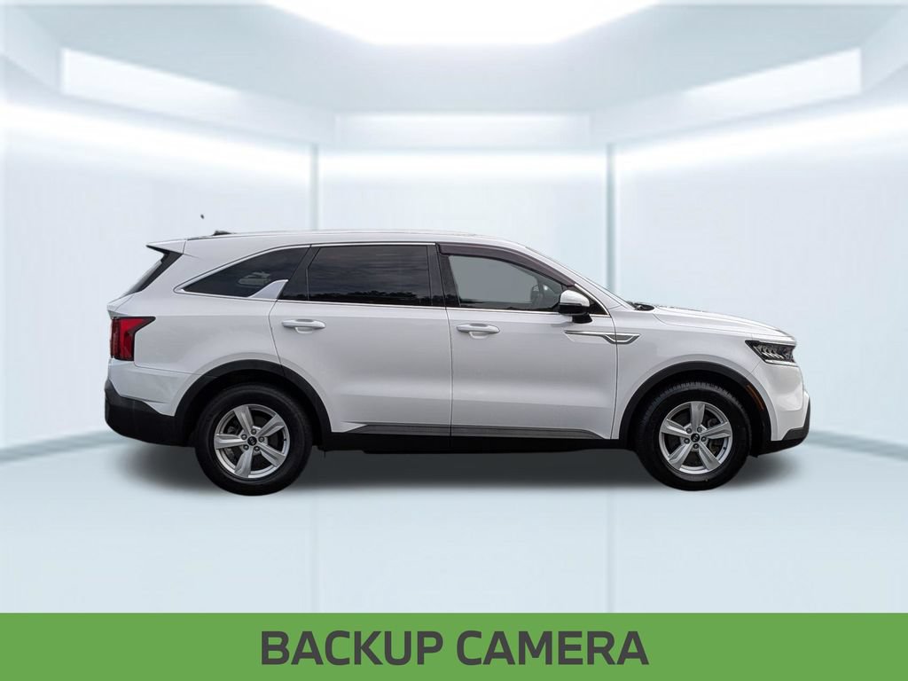 Used 2021 Kia Sorento LX FWD image 9