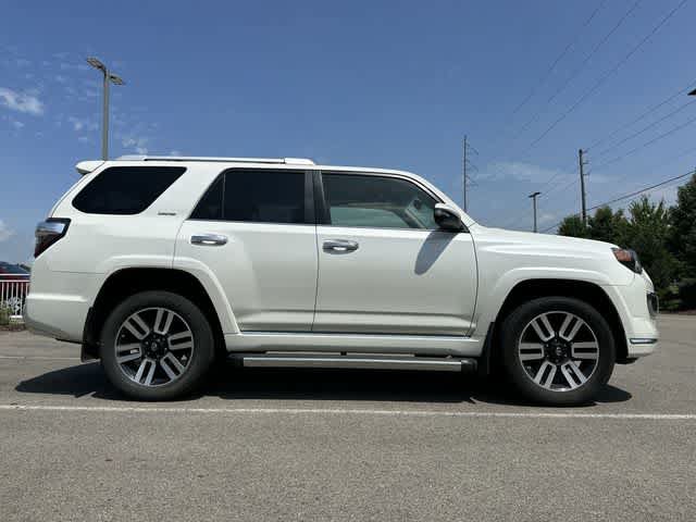 Used 2018 Toyota 4Runner Limited AWD/4WD image 3