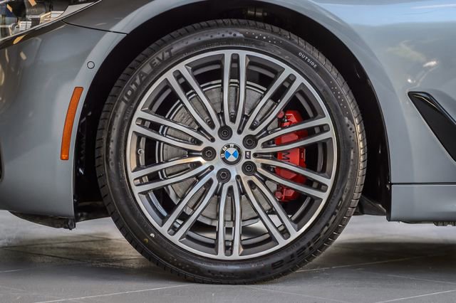 Used 2017 BMW 540i xDrive AWD/4WD image 12