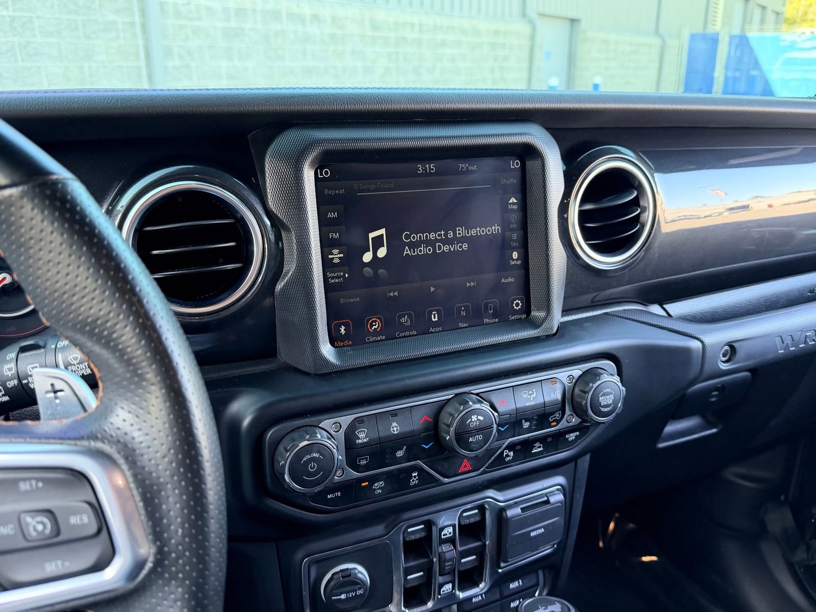 Used 2021 Jeep Wrangler Unlimited Rubicon w/ Trailer Tow Package image 39