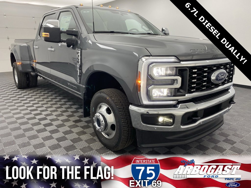 New 2025 Ford F350 Lariat image 1