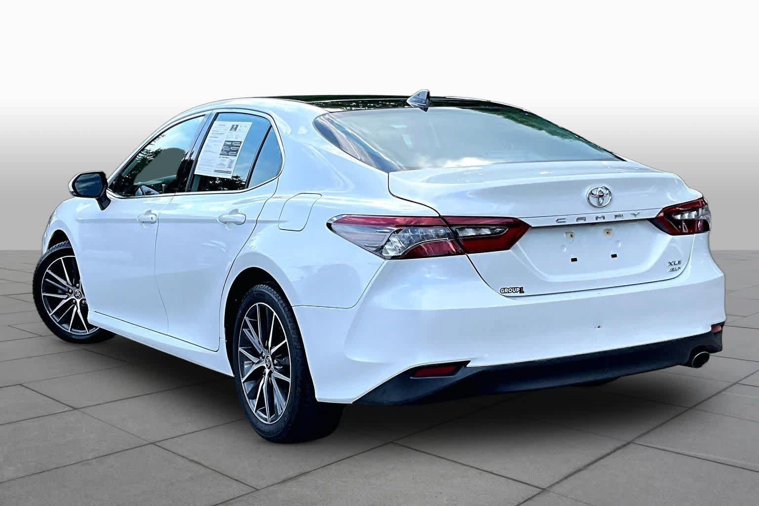 Certified 2022 Toyota Camry XLE AWD/4WD image 12