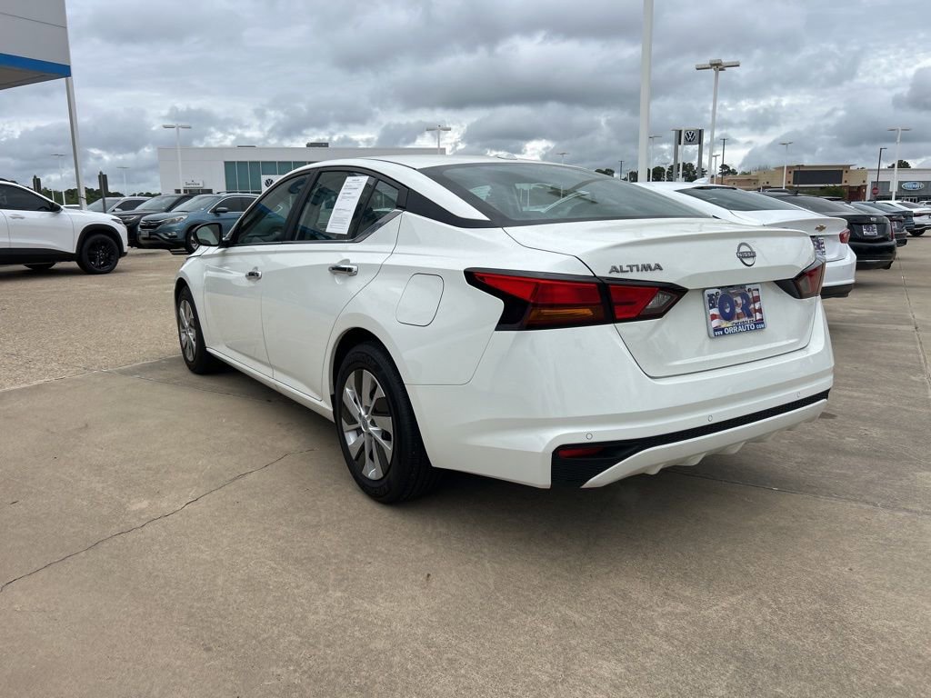 Used 2025 Nissan Altima 2.5 S FWD image 7