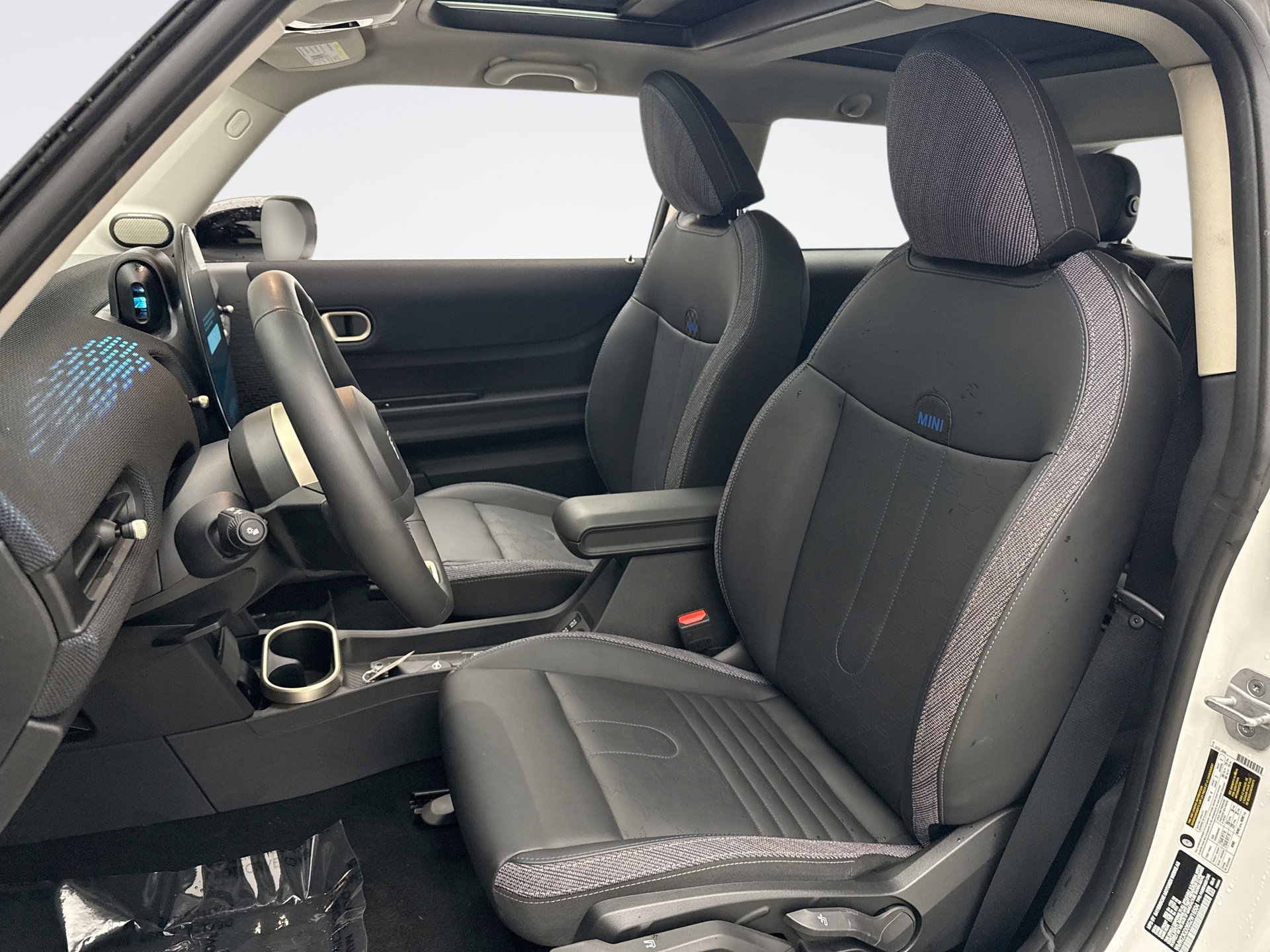 Used 2025 MINI Cooper S image 11