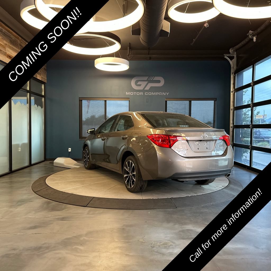 Used 2017 Toyota Corolla XSE w/ Carpet Mat Package (TMS) FWD image 5
