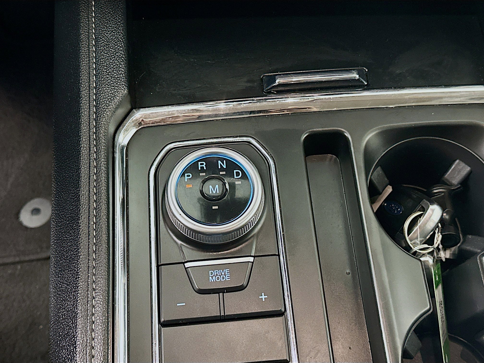 Used 2024 Ford Expedition XLT image 25