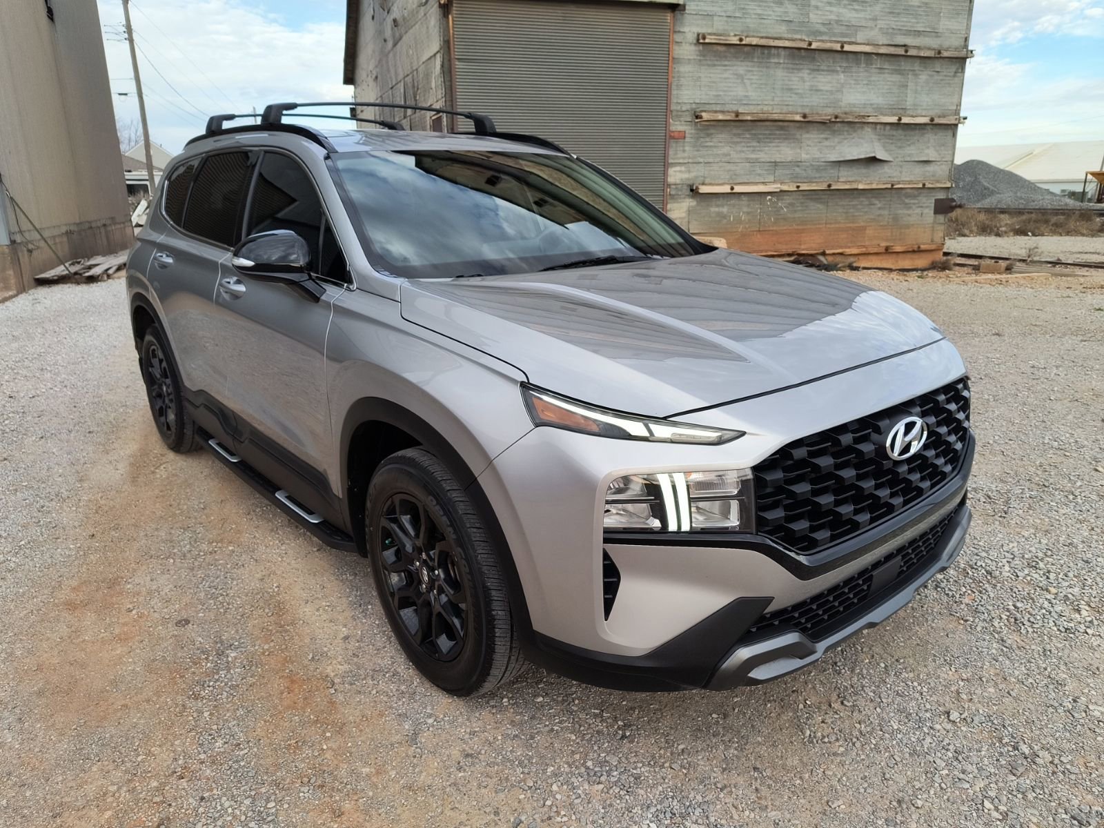 Used 2022 Hyundai Santa Fe XRT image 2