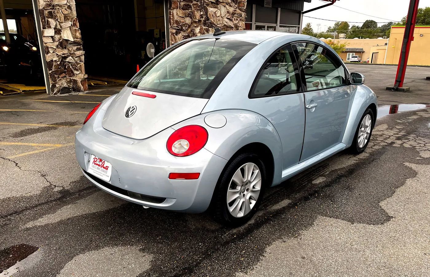 Used 2009 Volkswagen Beetle S image 7