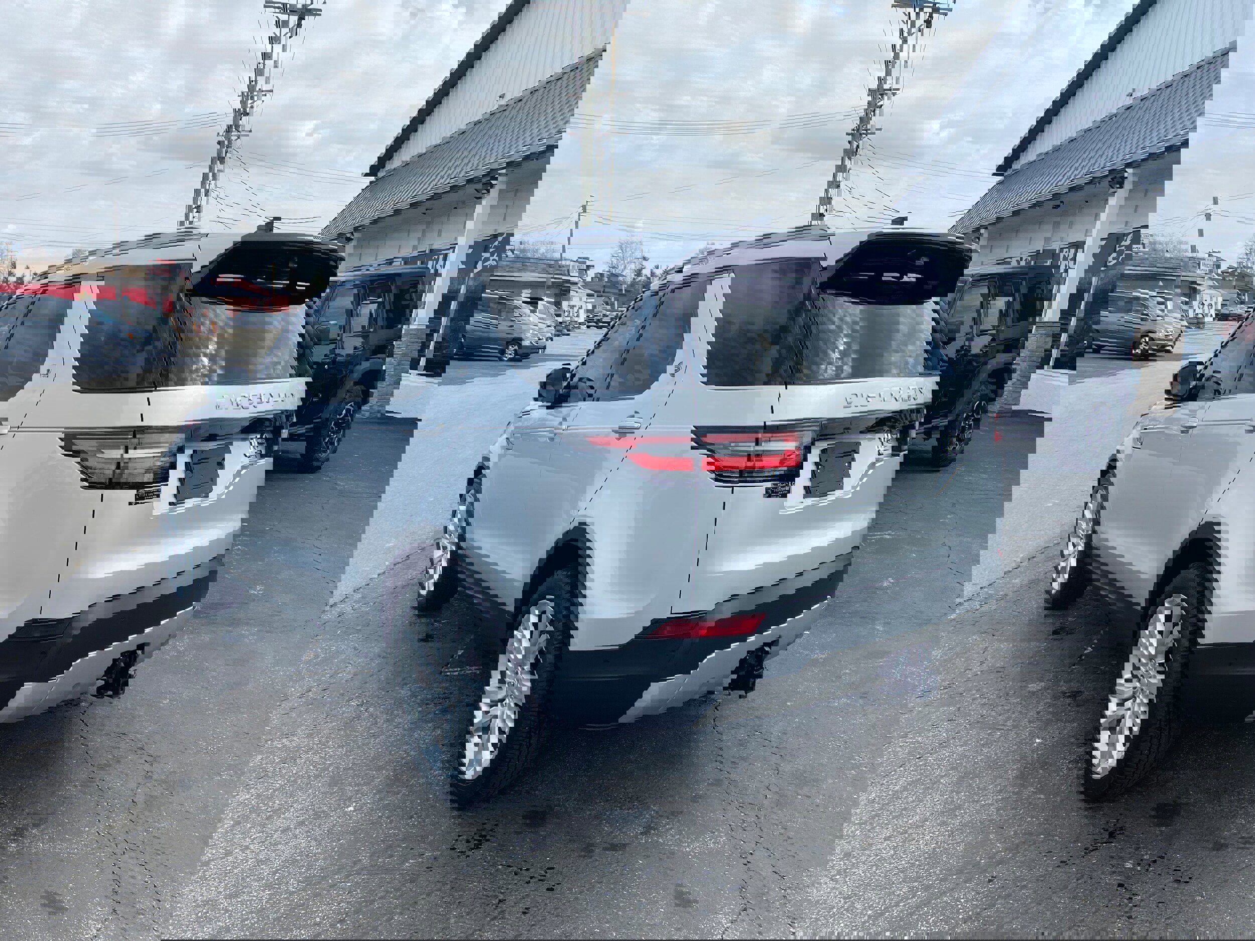 Used 2019 Land Rover Discovery HSE Luxury image 8