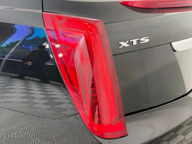 Used 2017 Cadillac XTS Luxury FWD image 11