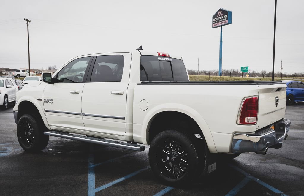 Used 2017 RAM 1500 Laramie w/ Convenience Group AWD/4WD image 32